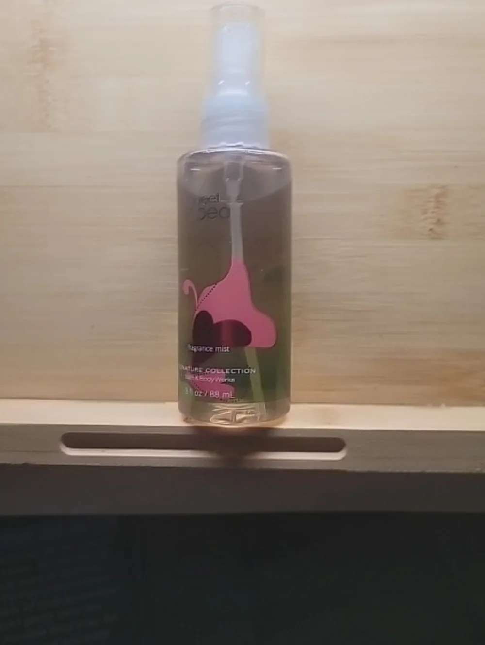 Sweet Pea Fragrance Mist - Pink Accent Scent
